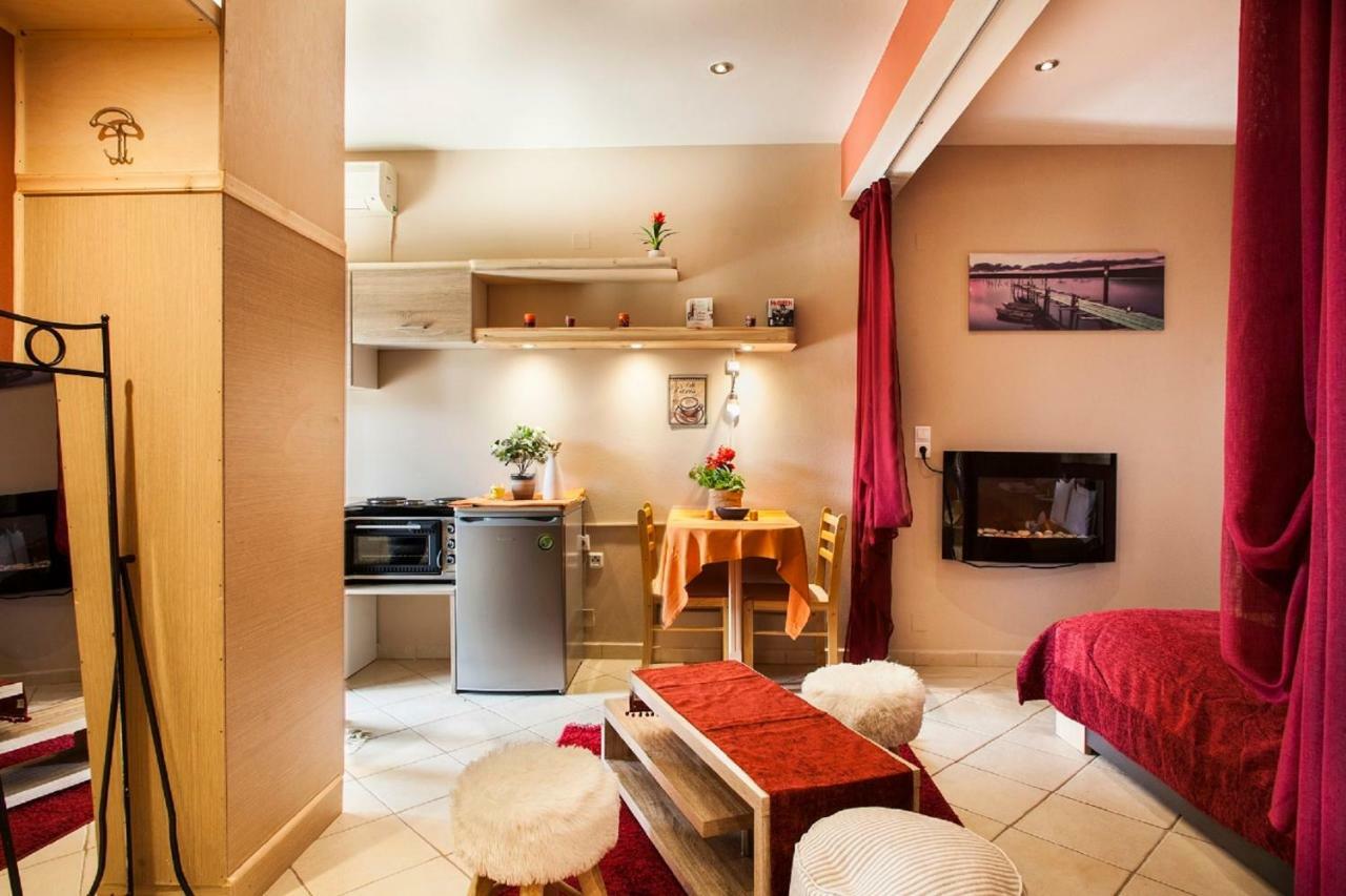 Estate Kares Aparthotel Tilisos Bagian luar foto